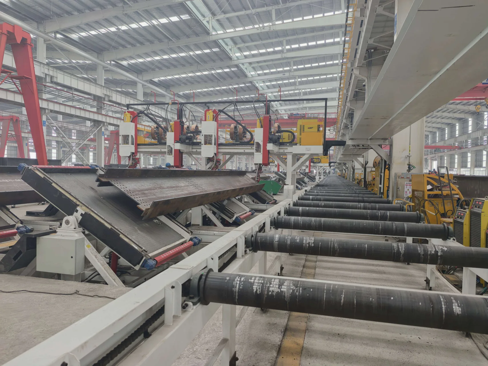 福建客户 H重型型钢自动生产线安装调试 1